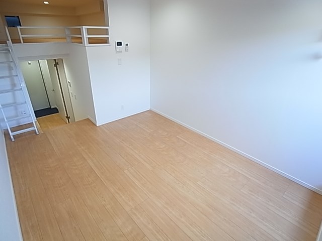 アーバンハウス上本郷 リビング