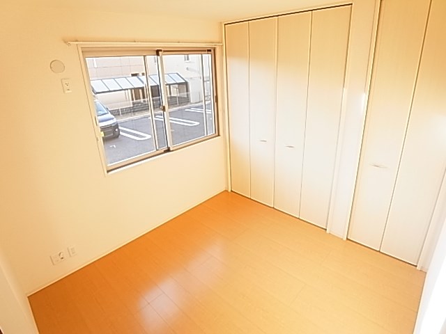 センターフィールドＢ ベッドルーム