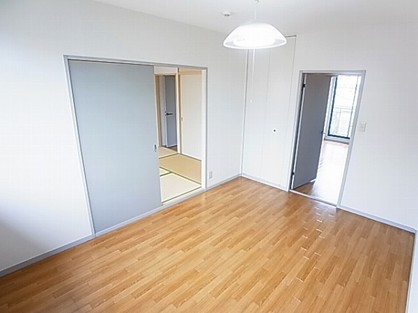 サンライフ梅郷　B棟 ベッドルーム