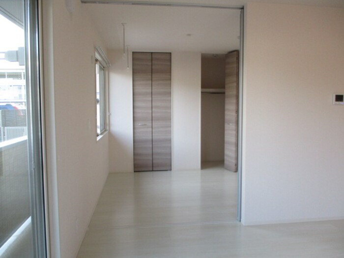 虹色 ベッドルーム