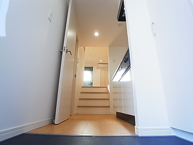 アンビエンテ 玄関