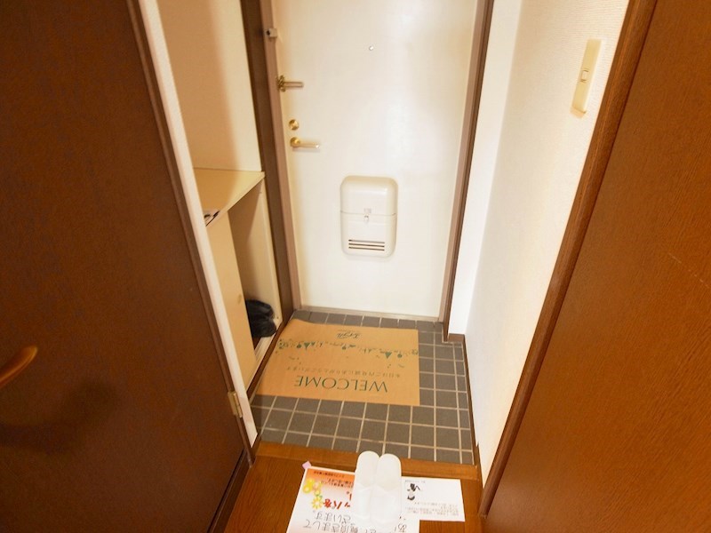 渡辺マンション 玄関