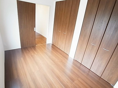 アゼリア松戸 ベッドルーム