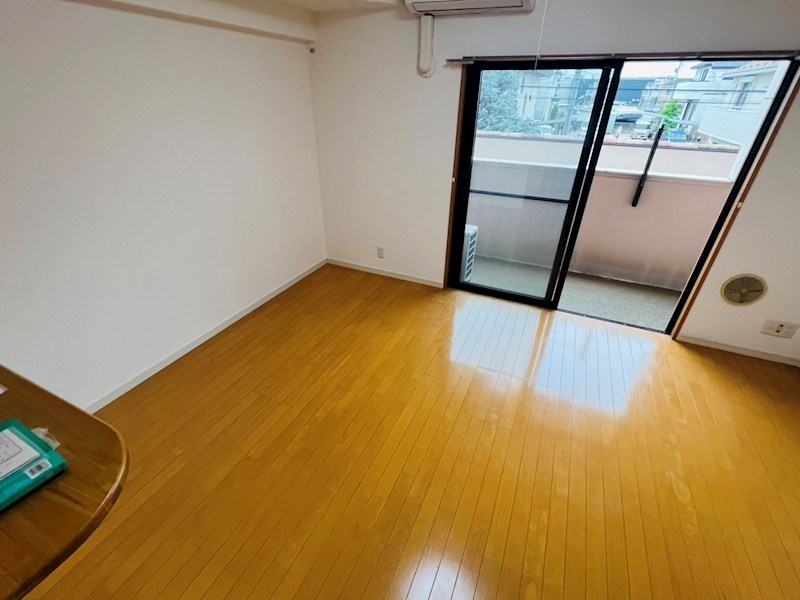 ウィッシュ・スクエア・イースト その他9