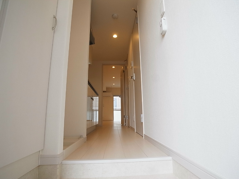 リブリ・北小金 玄関