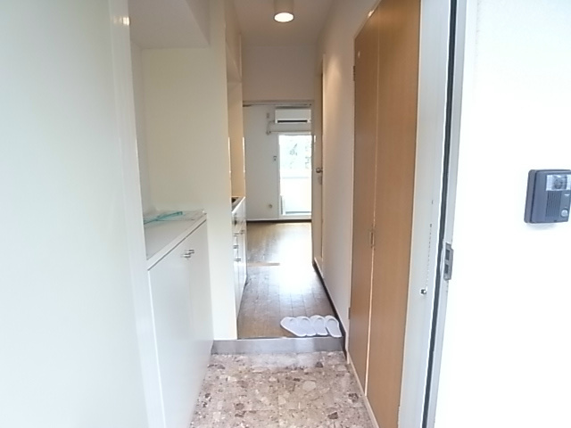 ウィンベルソロ八柱５ 玄関