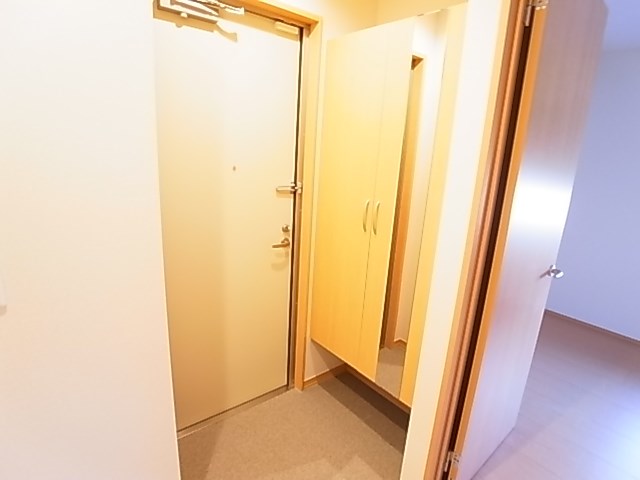 シャトレー新鎌ヶ谷 玄関