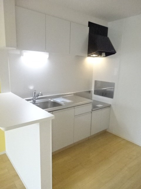 ファミールヒルズ　Ⅱ キッチン