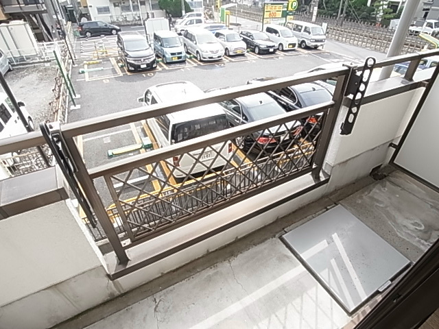 ラフィーヌ・池田５番館 ベランダ