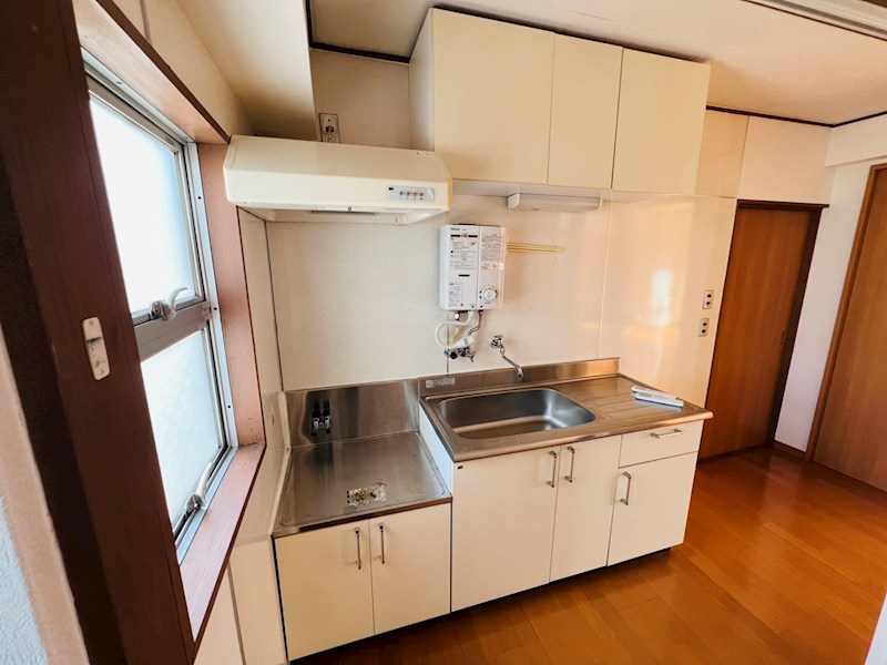 松戸長岡ハイツ キッチン