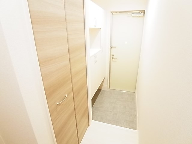 フィーカ　アパルフェ 玄関