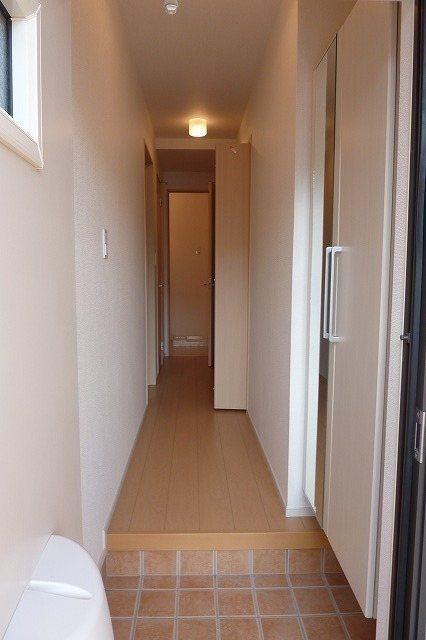 サニー・レジデンス 玄関