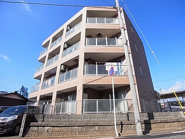 プレシア 302号室 外観