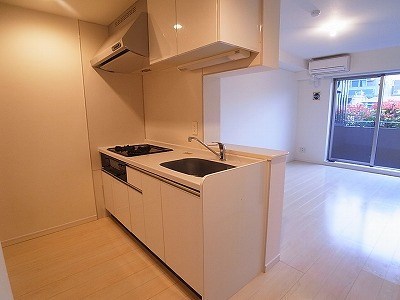 リラヴェールレジデンス キッチン