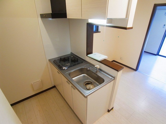 メゾン・ア・ルエ松戸 キッチン