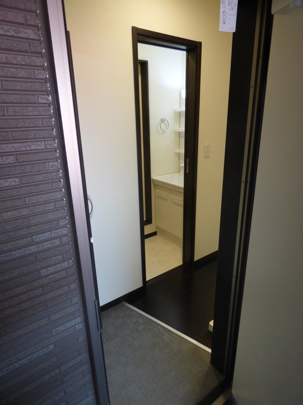 メゾン・ア・ルエ松戸 玄関