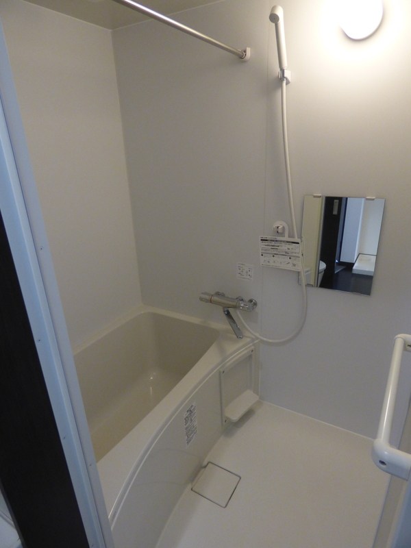 メゾン・ア・ルエ松戸 風呂画像