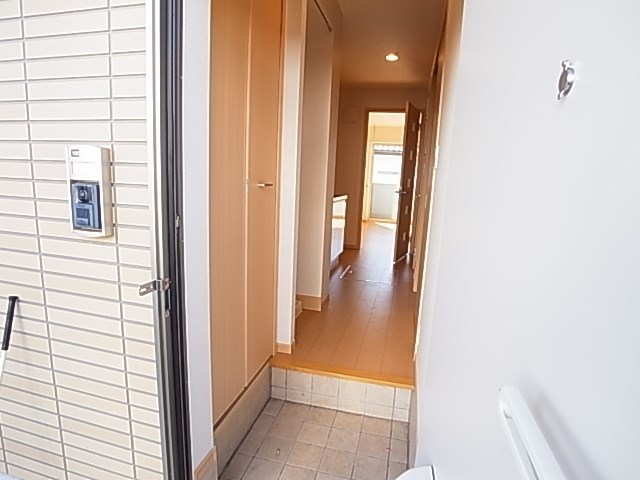 アイ・プラシード 玄関