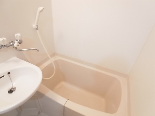 コートヤードシブヤ 風呂画像