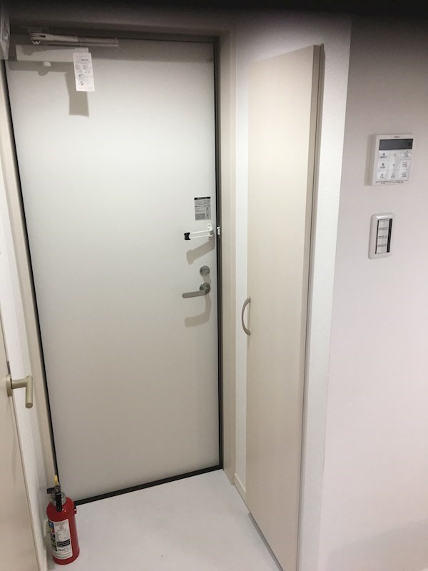 ルミエール 玄関