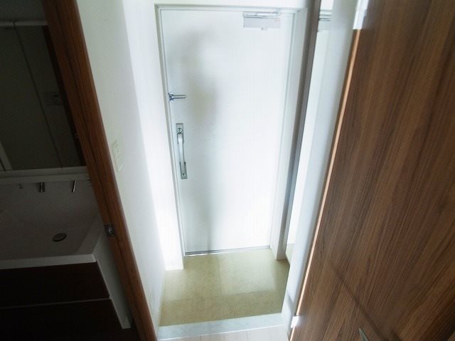 グリュックス　クレー 玄関