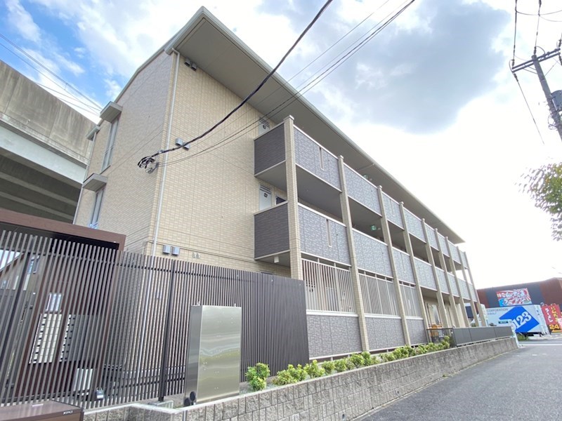 モアニおおたか 205号室 外観