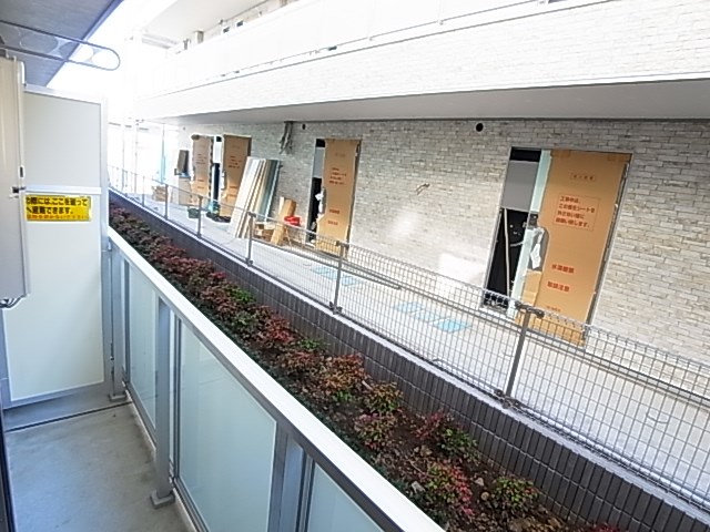 リブリ・Charｍ ベランダ