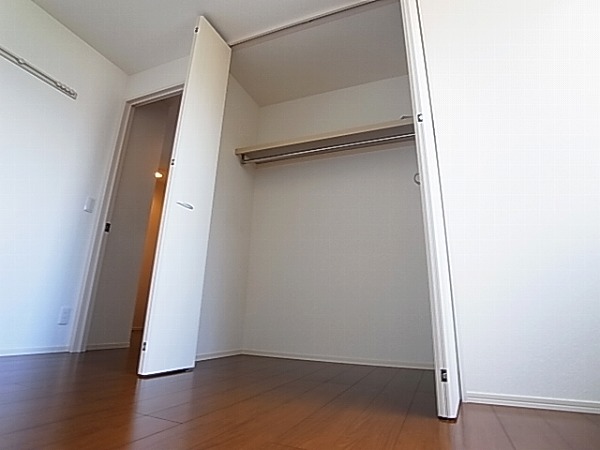 フェルミエ その他3