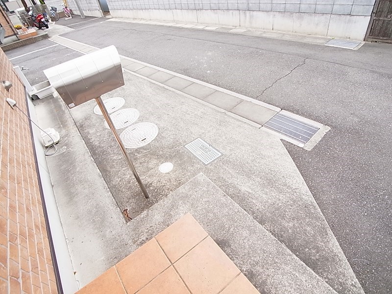F-1 その他外観2