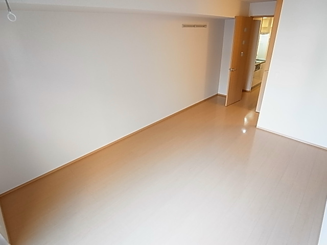 エレガンス・チヨダ Ⅱ リビング