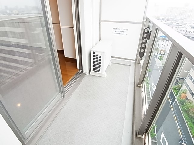 ロイヤルパークスシーサー ベランダ