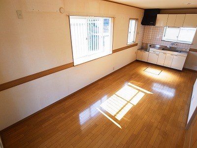 ソレイユ東松戸 リビング