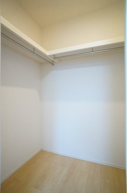 エミーユＶ その他3