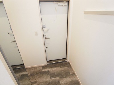RadIAnce新松戸 玄関