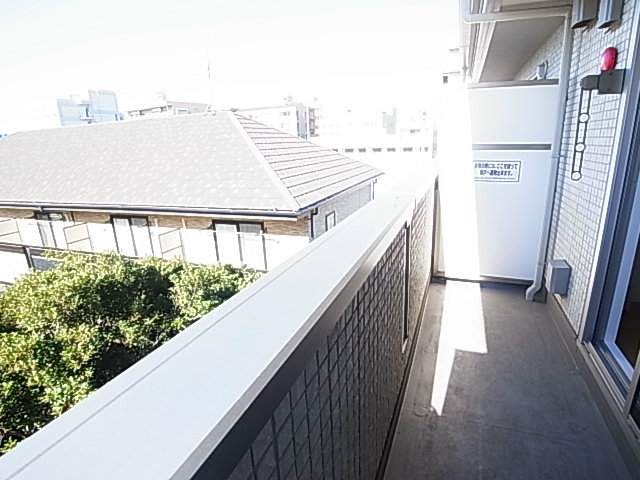 ディアコート馬橋 ベランダ
