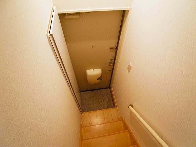 メゾン・ド・ジュネス常盤平 玄関