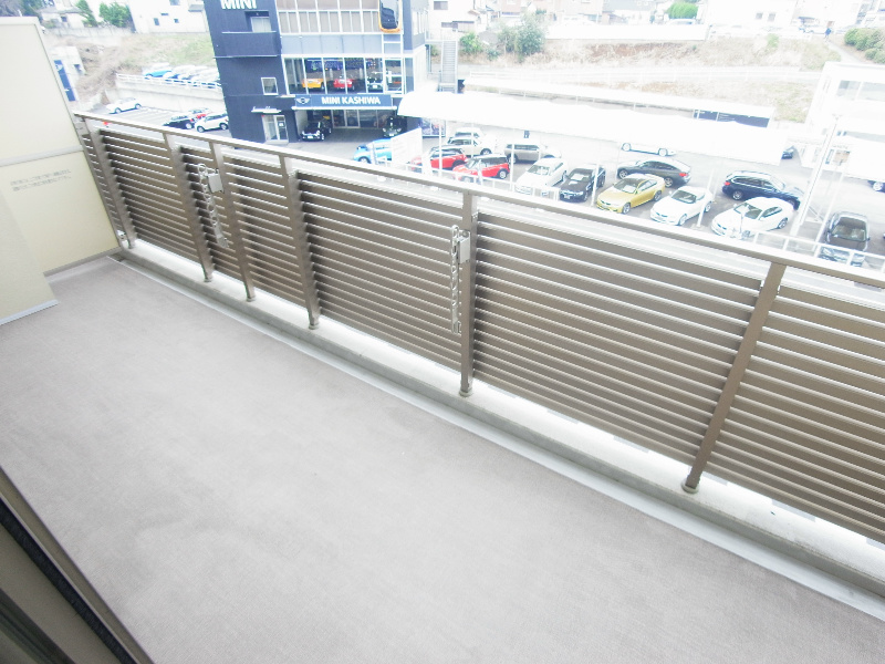 クレストフォルム柏サウスウイング ベランダ