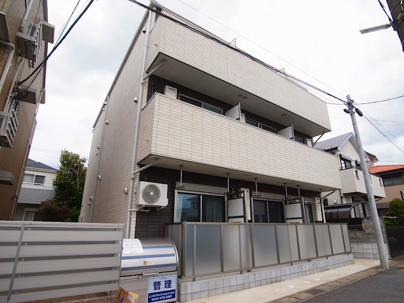 Honey　Sophia上本郷 201号室 外観