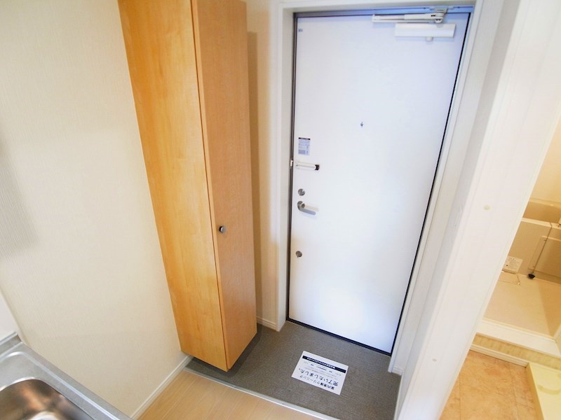 Honey　Sophia上本郷 玄関