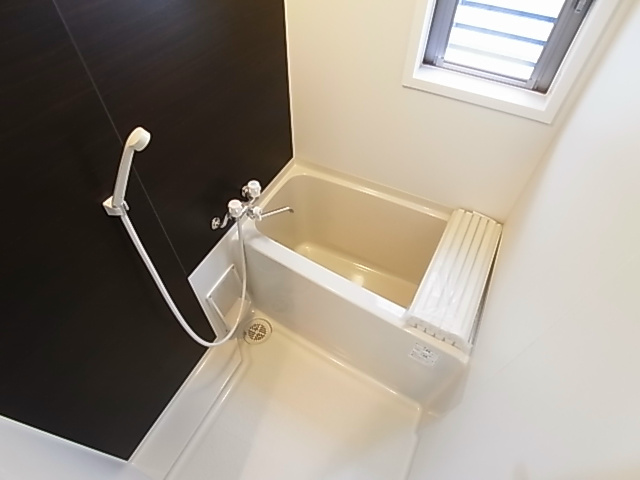 CREW HOUSE 東松戸 風呂画像