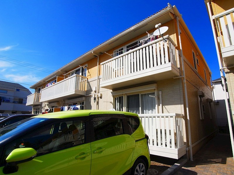 オベルジーヌB 202号室 外観