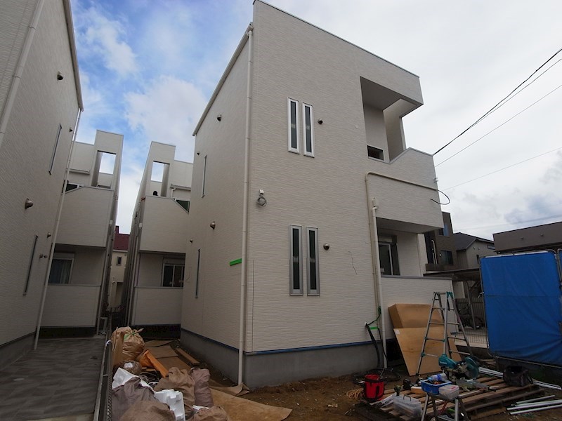GRANDTIC TY松戸 201号室 外観
