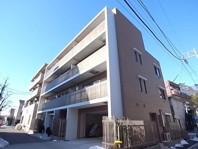 プロヴェールレジデンス 201号室 外観