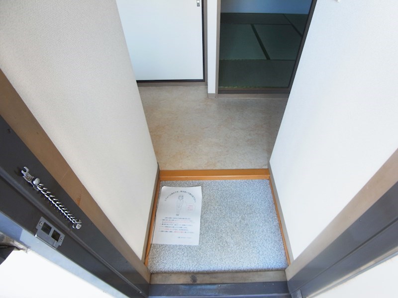 シティハイムＯＫＡＤＡ（美原） 玄関