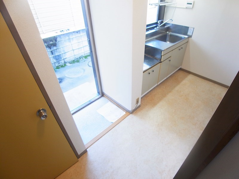 シティハイムＯＫＡＤＡ（美原） リビング