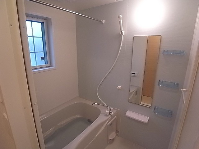 ソレアードコヤマⅠ 風呂画像