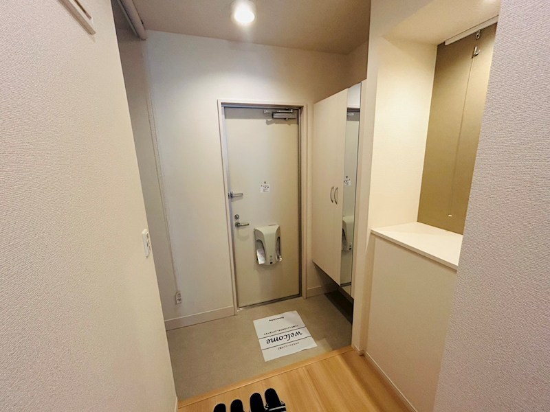 ルクレツィア 玄関
