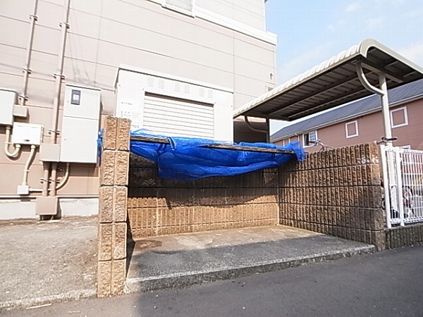 クレディ・コマＡ その他外観5