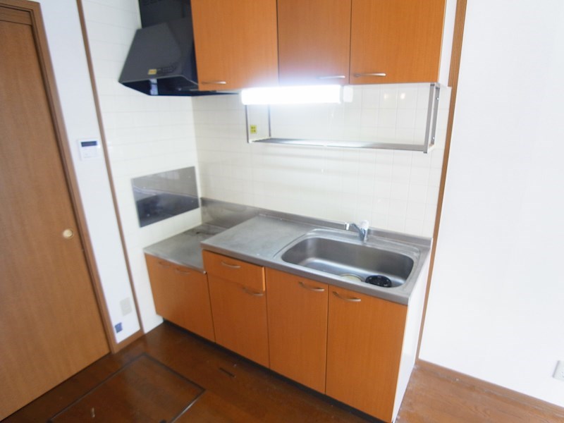 クレディ・コマＡ キッチン