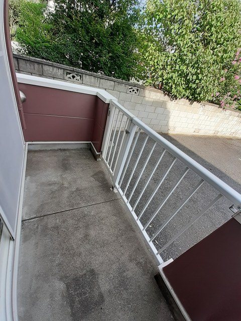 クレディ・コマＡ ベランダ